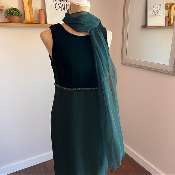 Vintage Emerald Green Velvet & Beaded Floor Length Dress - Picture 6 of 14